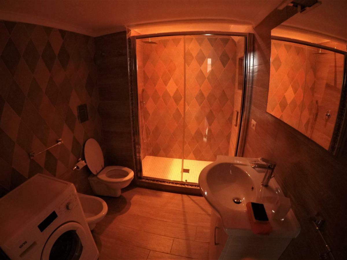 Il Decumano Superiore Napels Buitenkant foto