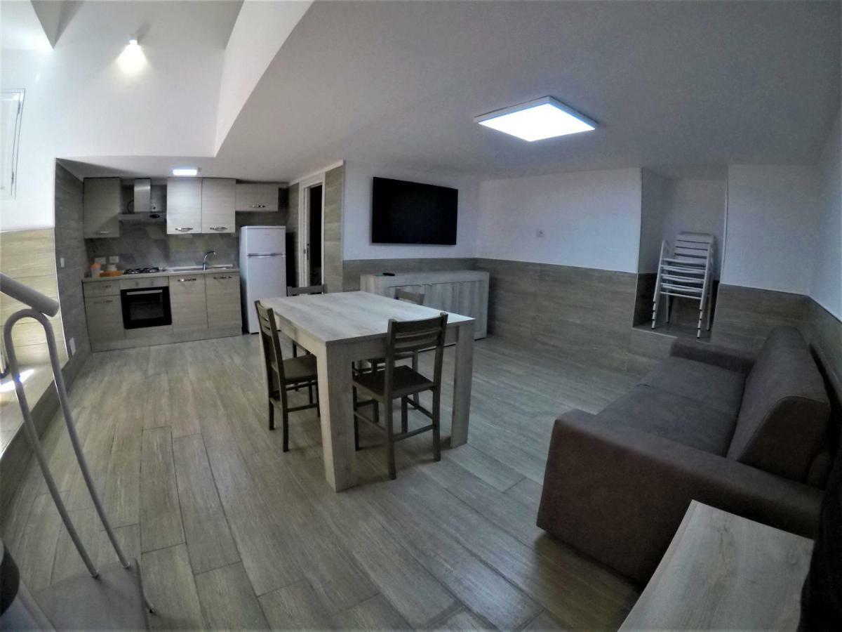 Il Decumano Superiore Napels Buitenkant foto